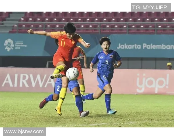 西安足球队在亚运会中的默契配合与战术分析 西安足球队在亚运会中的默契配合与战术分析