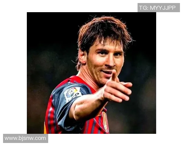 足球明星大哥究竟是谁揭秘他在球场上的传奇故事与成就 足球明星大哥究竟是谁揭秘他在球场上的传奇故事与成就