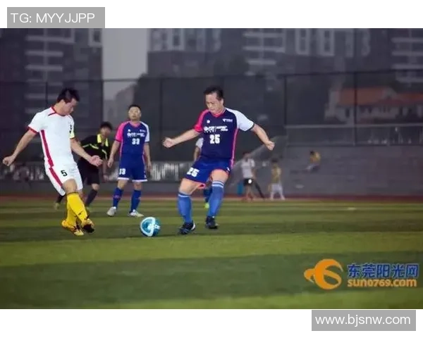 足球明星跨界创业推出全新洗面奶引发粉丝热议与市场关注 足球明星跨界创业推出全新洗面奶引发粉丝热议与市场关注