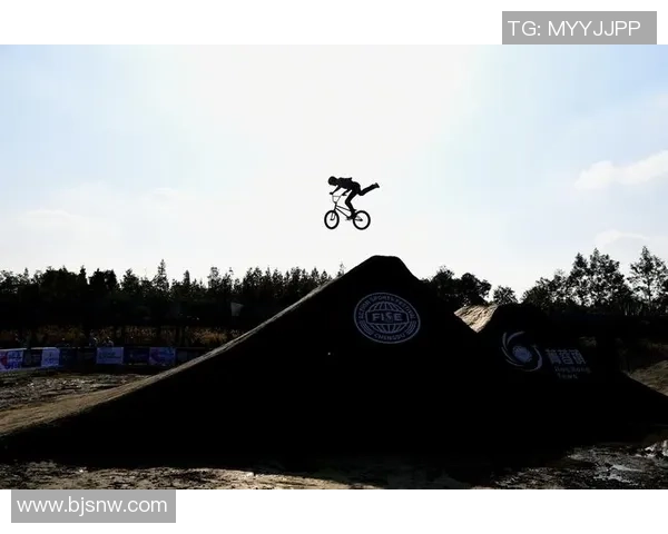 极限运动纪实：记录深圳极限运动队的成长故事